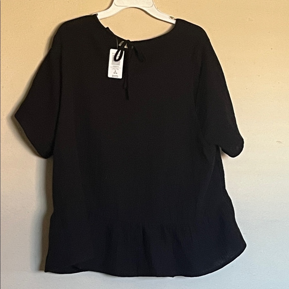 TORRID Black Tiered Women's 2X Top NWT - Picture 2 of 6